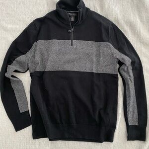Banana Republic Men's Black and Gray  1/4 Zip-Up Sweater